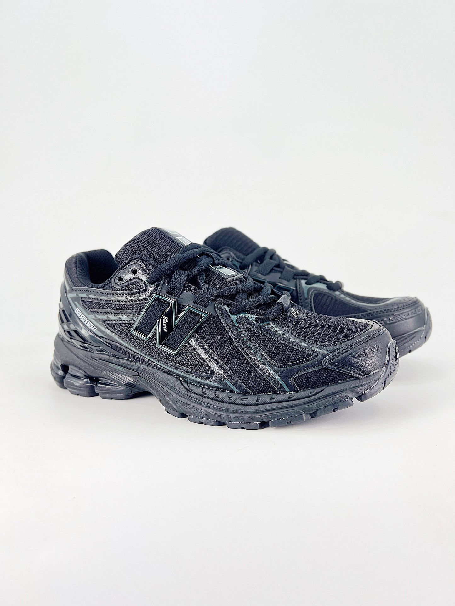 New Balance 1906R Black Phantom