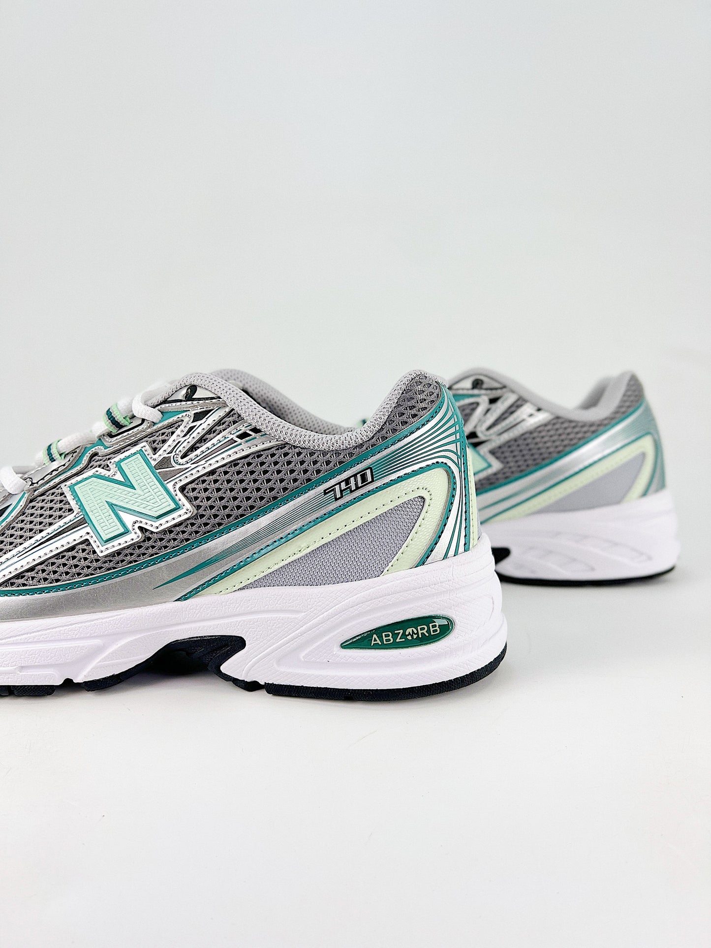 New Balance 530 Silver Mint