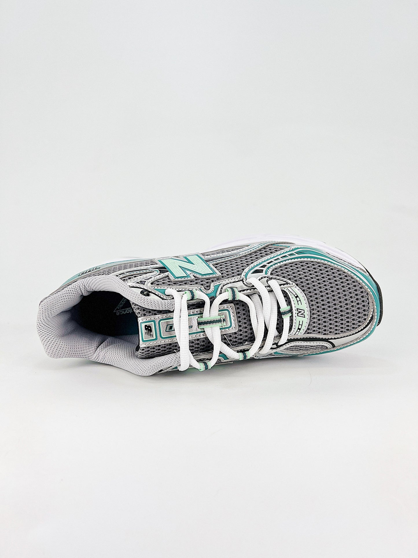 New Balance 530 Silver Mint