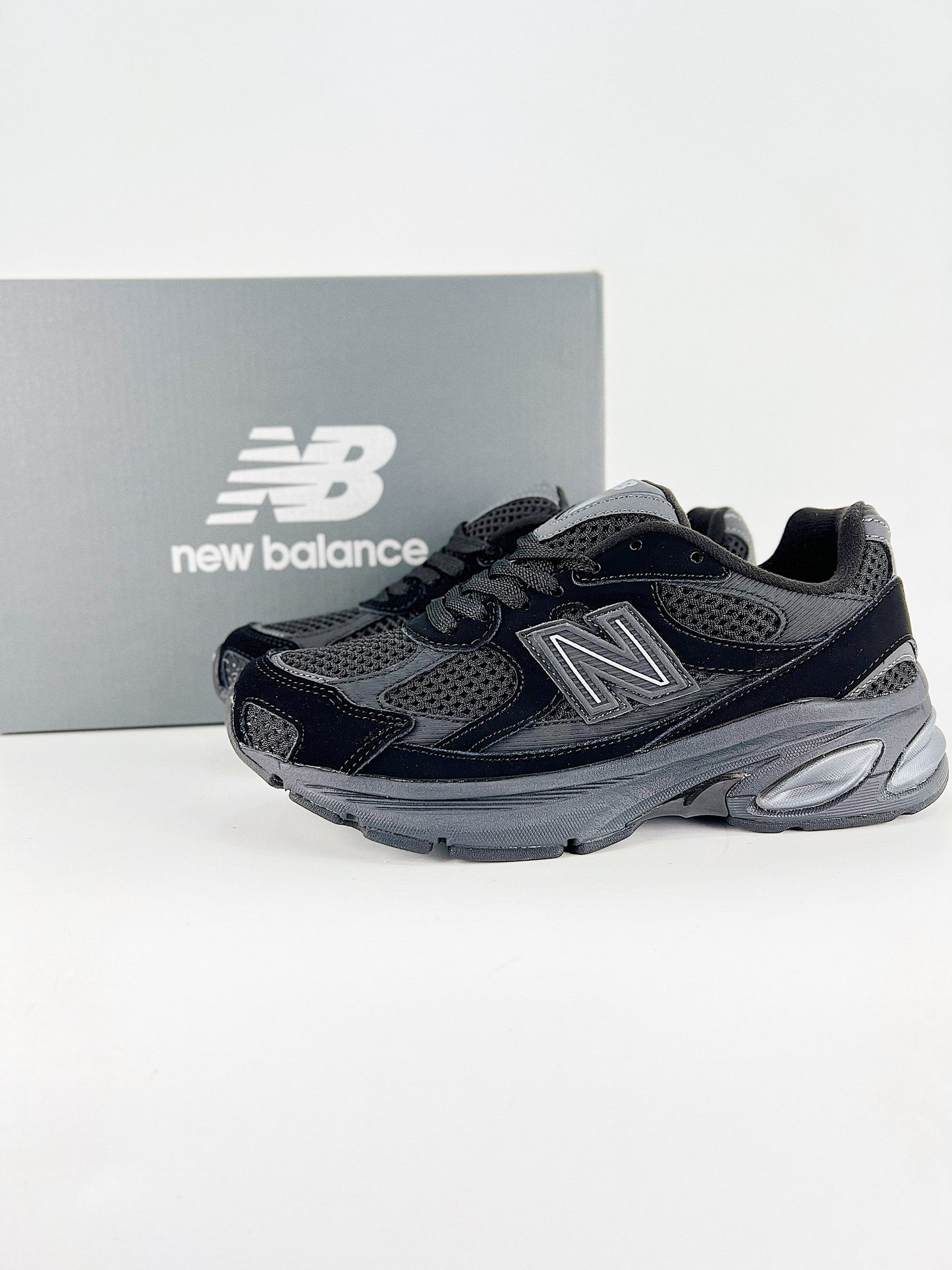 New Balance 530 All Black