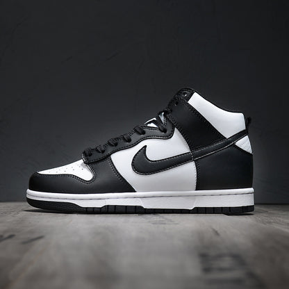 Nike Dunk High "Panda"