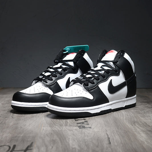 Nike Dunk High "Panda"