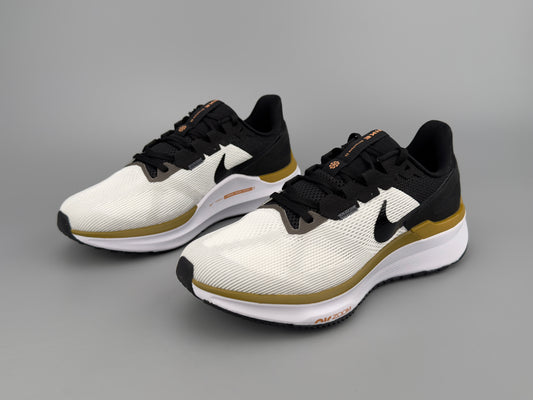 Nike Winflo 8 Running Shoes - White/Black/Gold