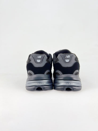 New Balance 530 All Black